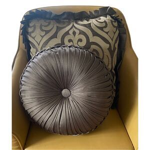 J Queen New York Throw Pillow Pair Tufted Round & Ruffled Square Gold Tan